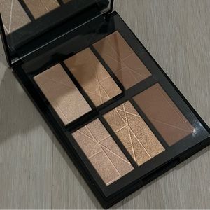 Nars Bord De Plage HIGHLIGHTING AND BRONZING PALETTE